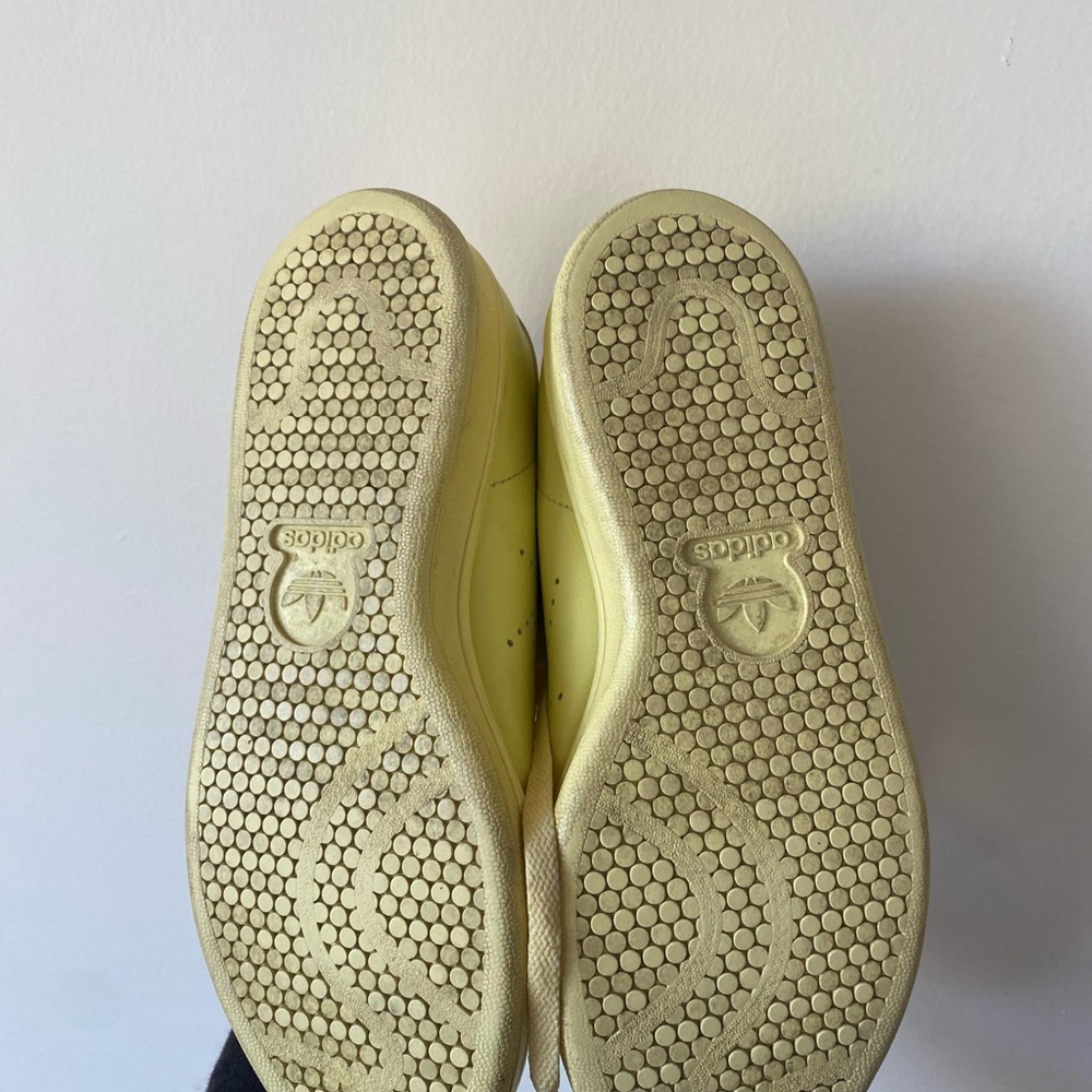 Adidas Light Yellow Sneakers - Picture 9 of 10